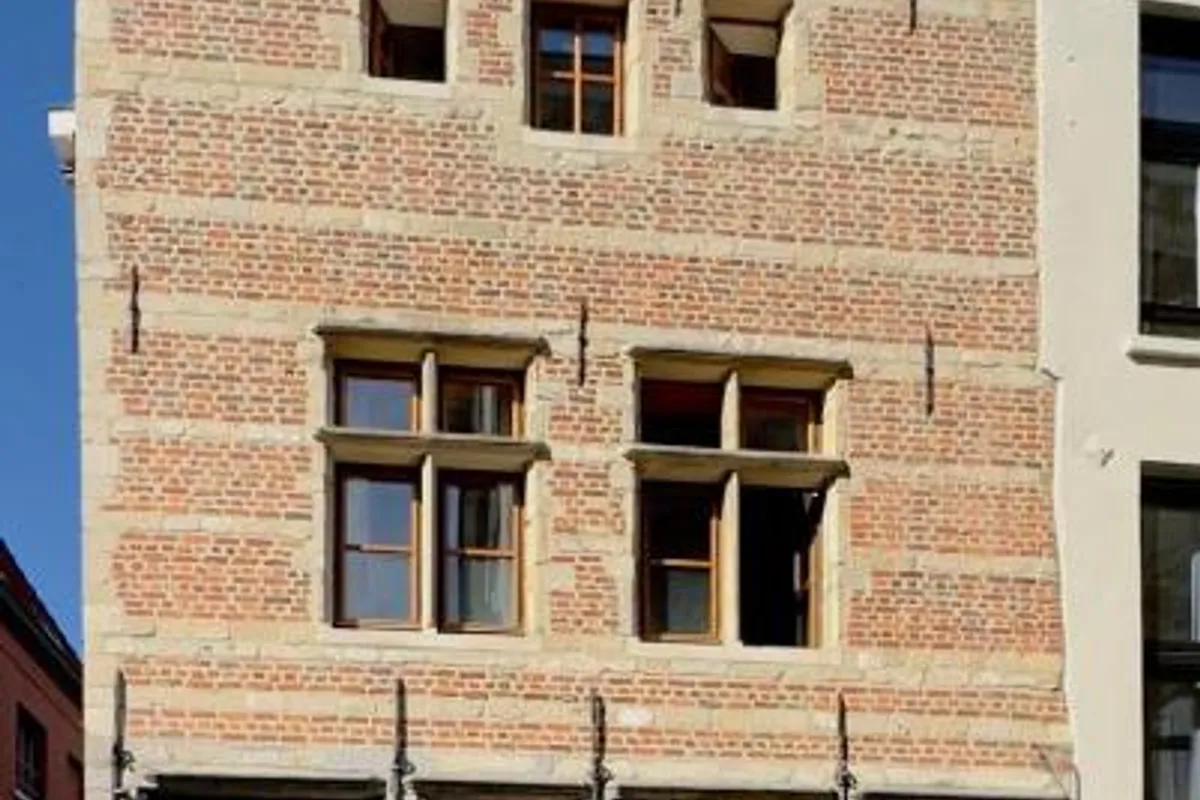 Dolfijn Hostel
